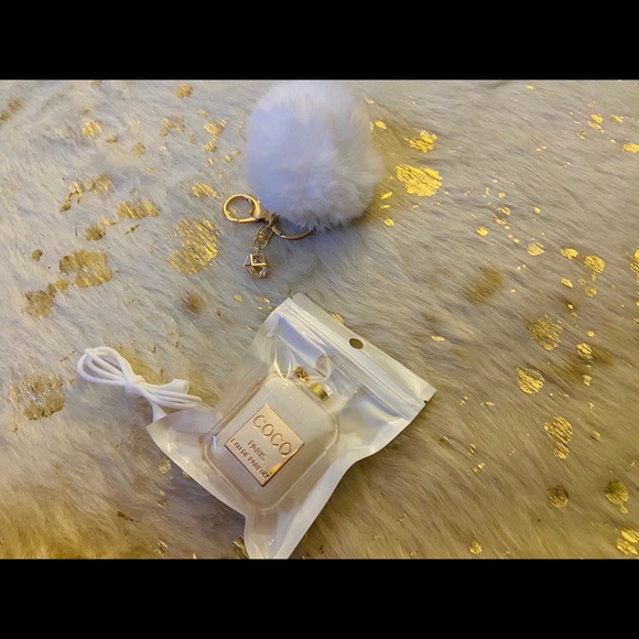 Airpods 2 case - Picture 4 of 5